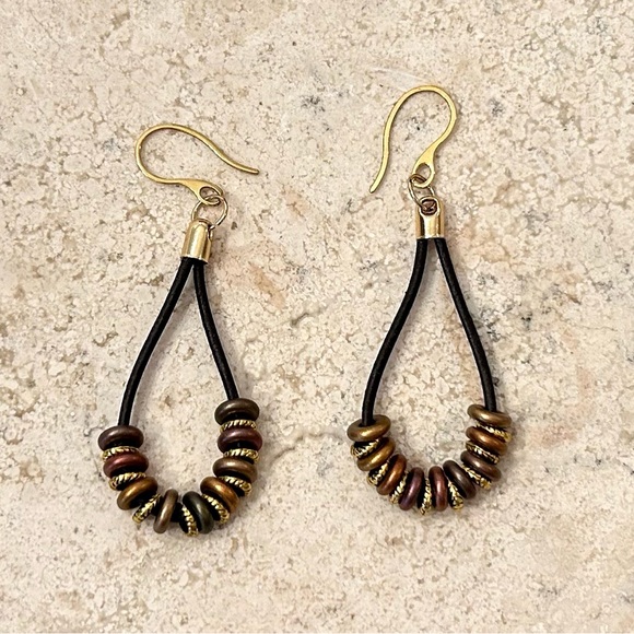 Brown leather beaded earrings - 3” - Picture 5 of 7